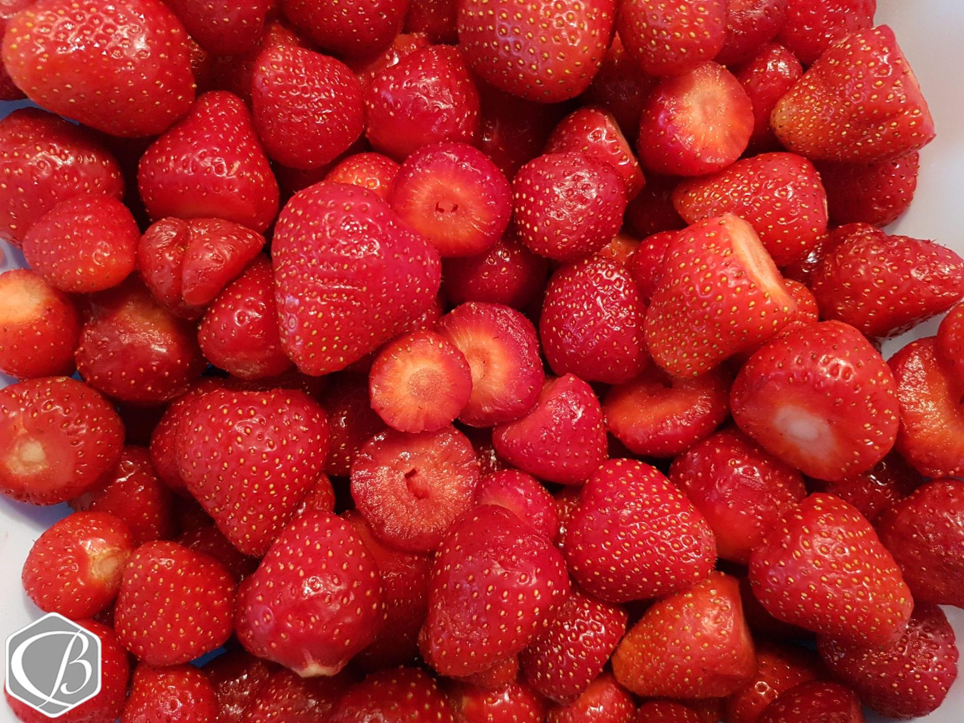 Erdbeeren – Rot, lecker, gesund! – Fitness e!Motion Erdbeeren rot lecker gesund Sommer Beeren