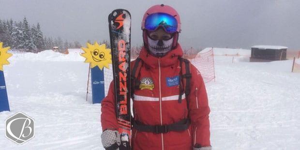 Helden der Arktis-Kälte – Frieren im Skikurs Arktis-Kälte Eiskalt Skifahren Skilehrer Arbeitn im Freien