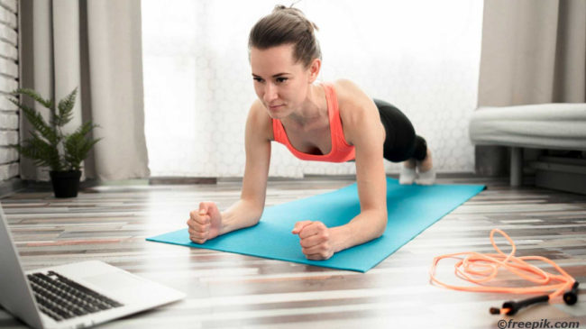 Online-Fitness-Kurse Live-Workout Online-Training Homeworkout