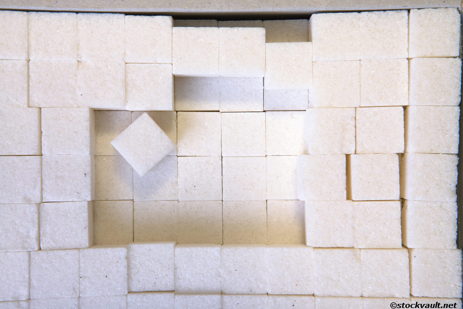 Hide & Seek – Sparschiene Zucker – Fitness e!Motion ©stockvault.net Sparschiene Zucker versteckter Zucker Zuckerwürfel Industriezucker